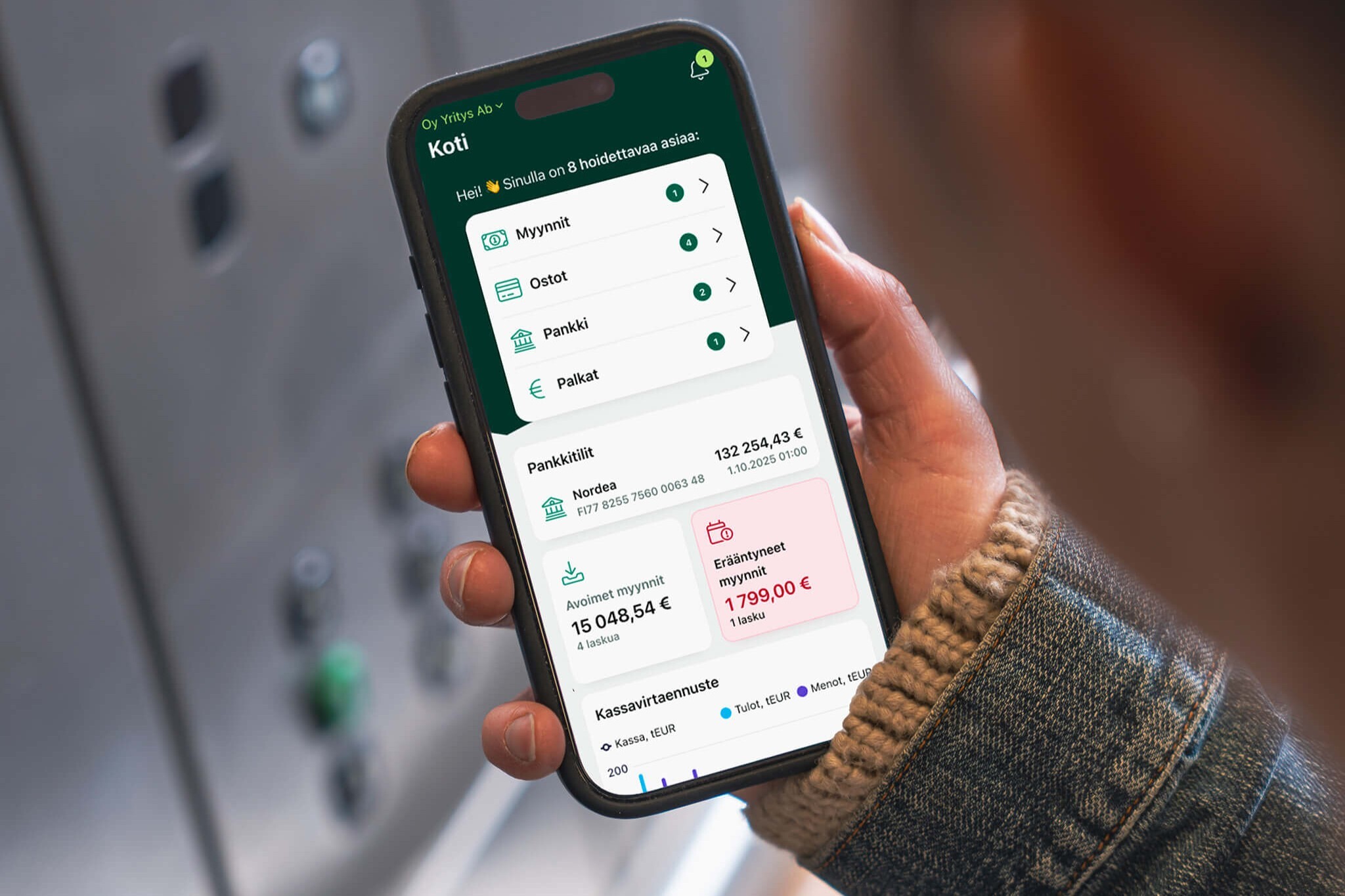 Fennoa Mobiili hississä